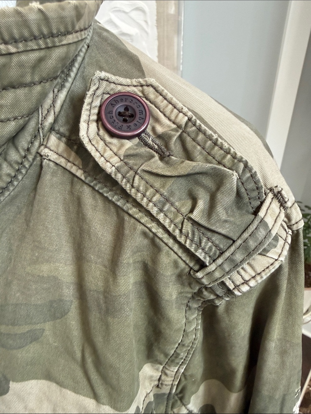 Vintage 2000’sAbercrombie & Fitch Camo Military Field Jacket Men's XL Distressed - Picture 3 of 14